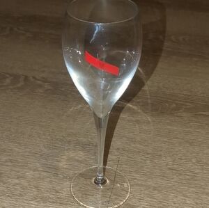 White Crystal Drinkware Set for Dining